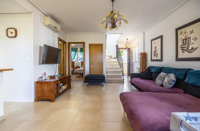 Image No.14-2 Bed Townhouse for sale