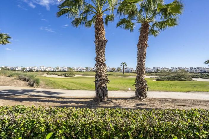 Image No.16-2 Bed Townhouse for sale