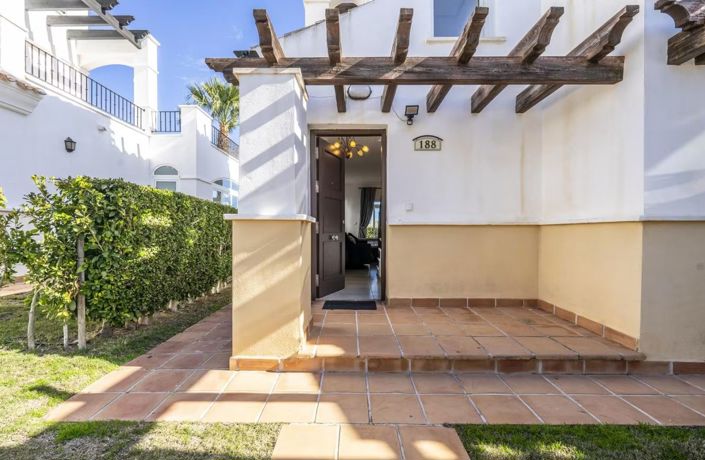 Image No.18-2 Bed Townhouse for sale