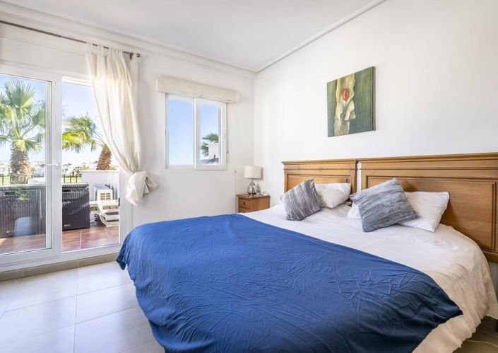 Image No.3-2 Bed Townhouse for sale