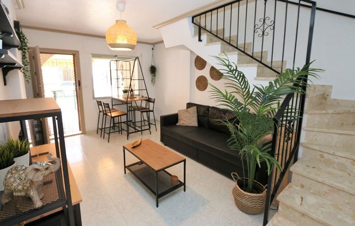 Image No.6-2 Bed Townhouse for sale