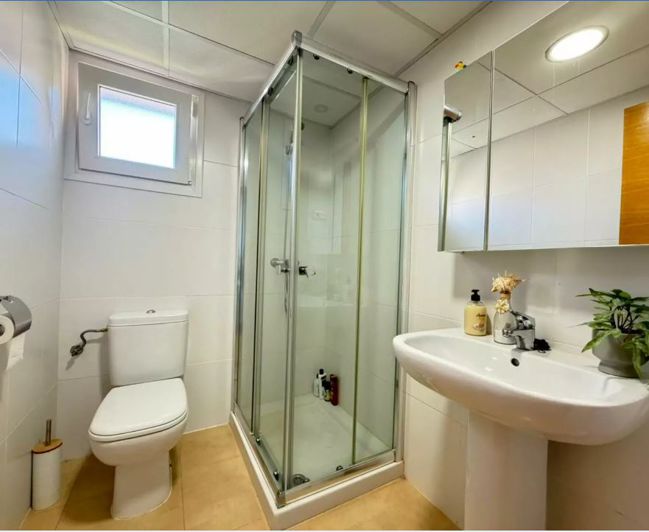 Image No.16-2 Bed Apartment for sale