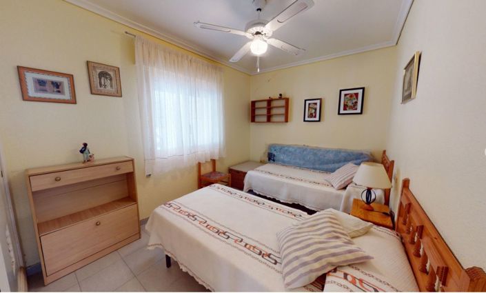 Image No.13-2 Bed Townhouse for sale