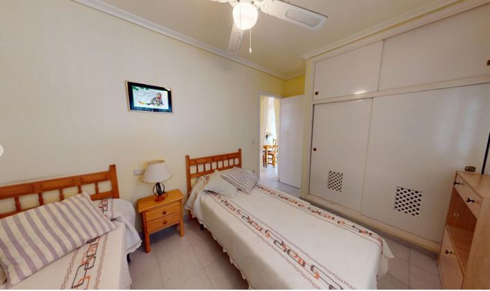 Image No.14-2 Bed Townhouse for sale