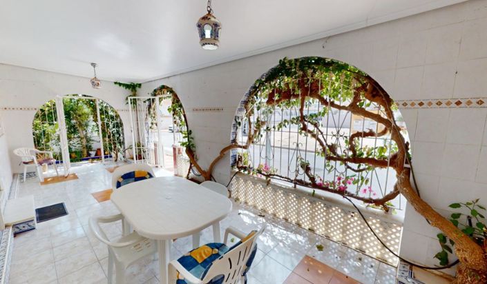 Image No.3-2 Bed Townhouse for sale