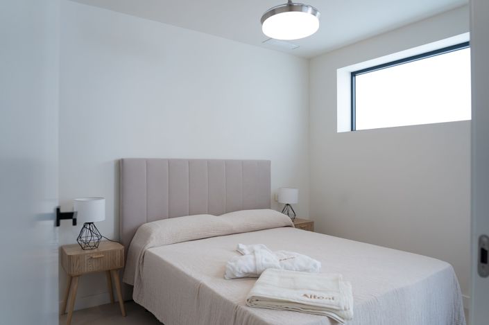 Image No.10-2 Bed Apartment for sale