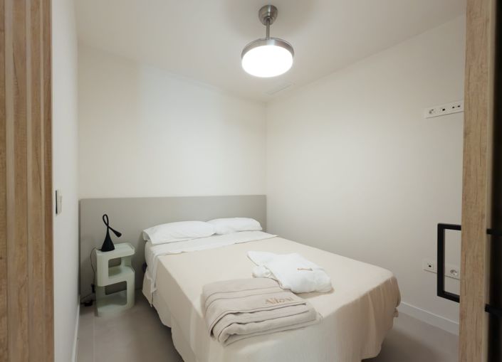 Image No.9-2 Bed Apartment for sale