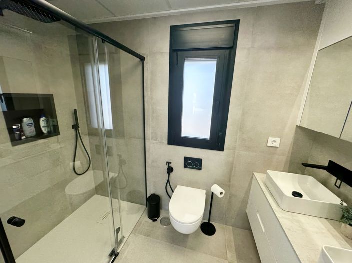 Image No.20-3 Bed Villa for sale