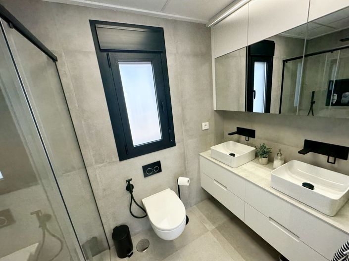 Image No.21-3 Bed Villa for sale