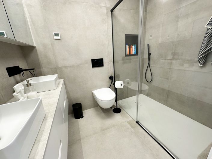 Image No.29-3 Bed Villa for sale