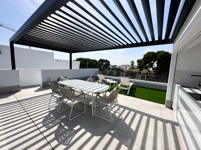 Image No.44-3 Bed Villa for sale