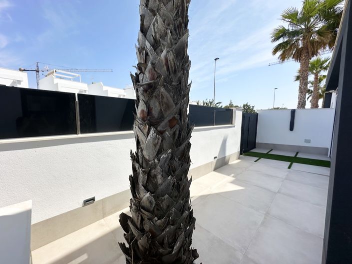 Image No.48-3 Bed Villa for sale