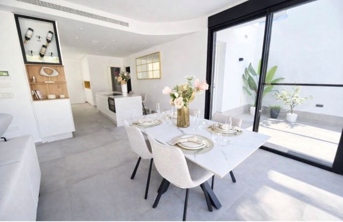 Image No.5-3 Bed Villa for sale