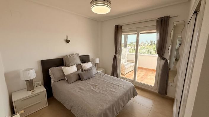 Image No.15-2 Bed Apartment for sale