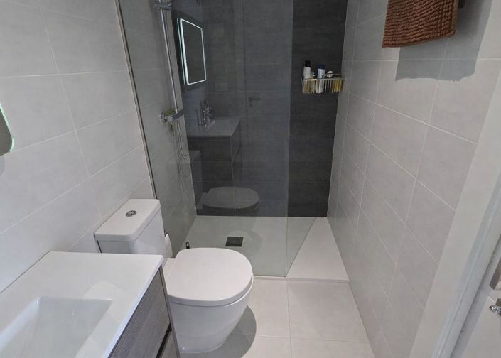 Image No.12-2 Bed Apartment for sale