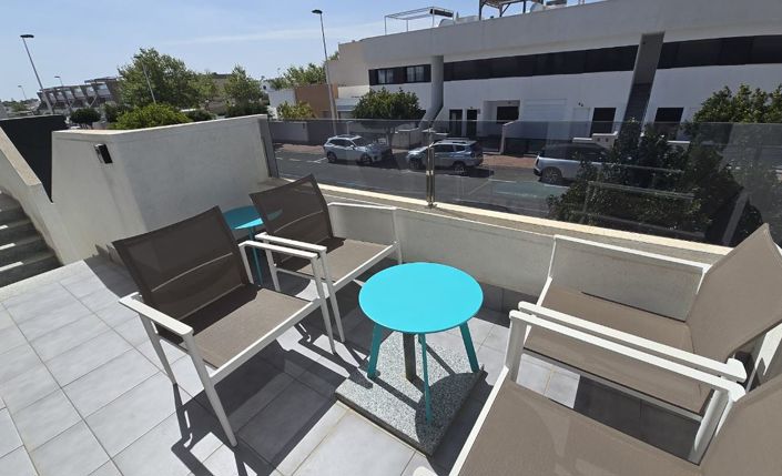 Image No.4-2 Bed Apartment for sale