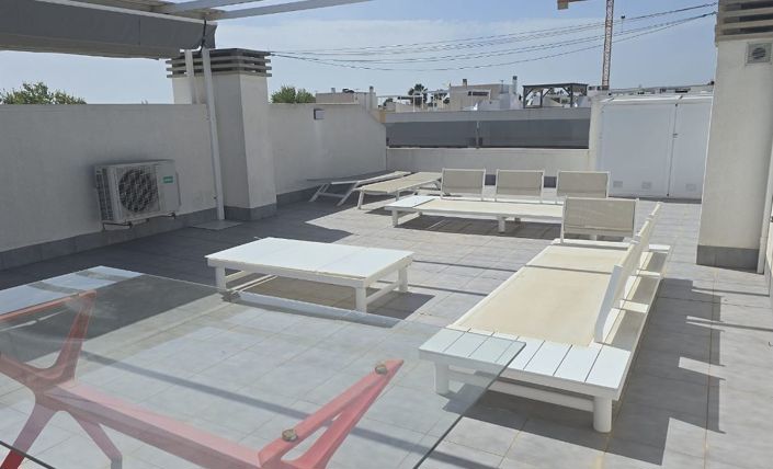 Image No.23-2 Bed Apartment for sale