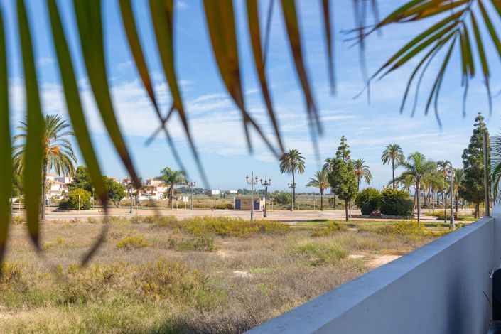 Image No.28-2 Bed Apartment for sale