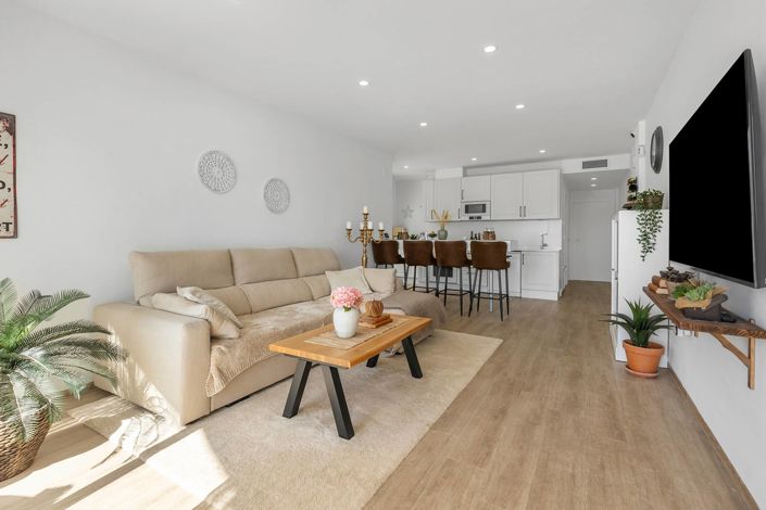 Image No.4-2 Bed Apartment for sale