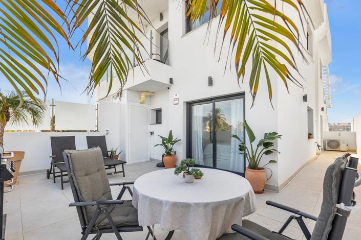 Image No.6-2 Bed Apartment for sale