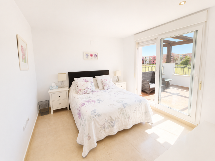 Image No.11-2 Bed Townhouse for sale