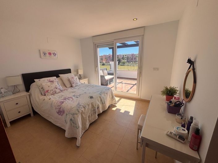 Image No.17-2 Bed Townhouse for sale