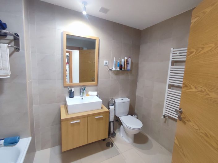 Image No.16-2 Bed Apartment for sale