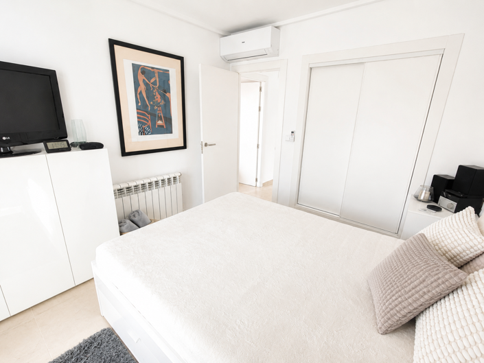 Image No.10-2 Bed Apartment for sale