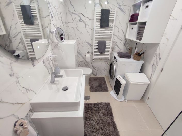 Image No.20-2 Bed Apartment for sale