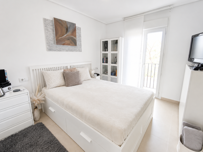 Image No.9-2 Bed Apartment for sale