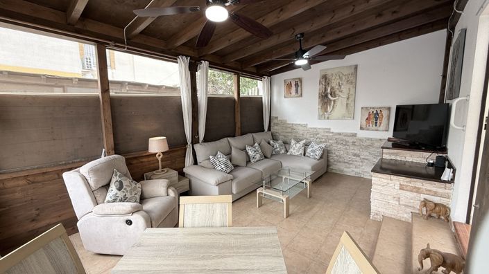 Image No.22-3 Bed Villa for sale