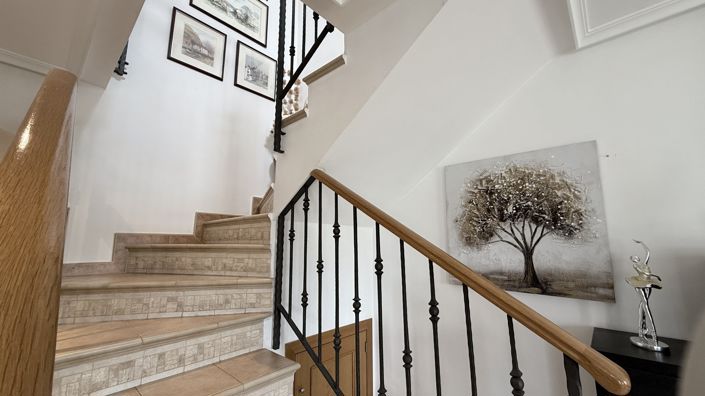 Image No.24-3 Bed Villa for sale