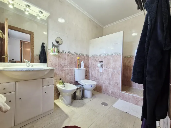 Image No.22-4 Bed Villa for sale