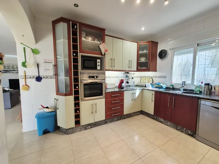 Image No.8-4 Bed Villa for sale