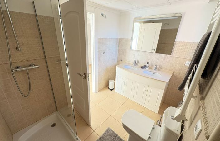 Image No.19-3 Bed Apartment for sale