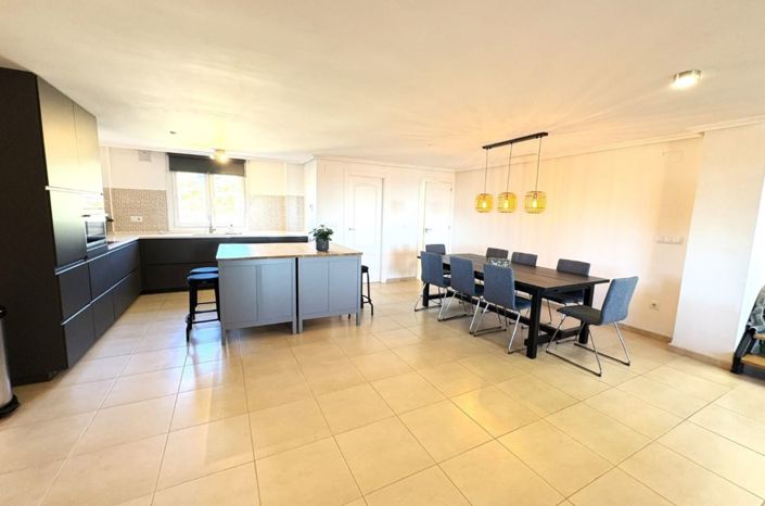 Image No.4-3 Bed Apartment for sale