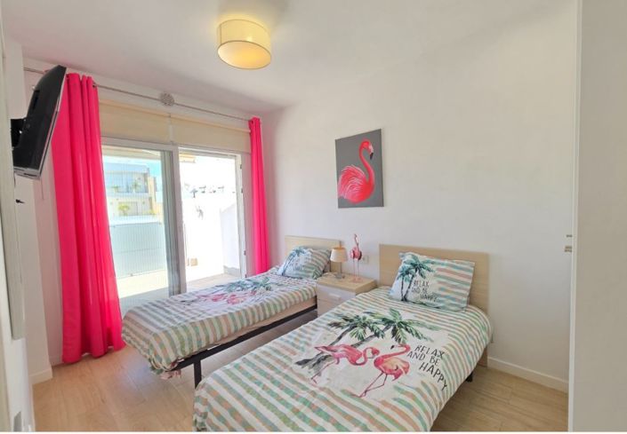 Image No.20-3 Bed Villa for sale