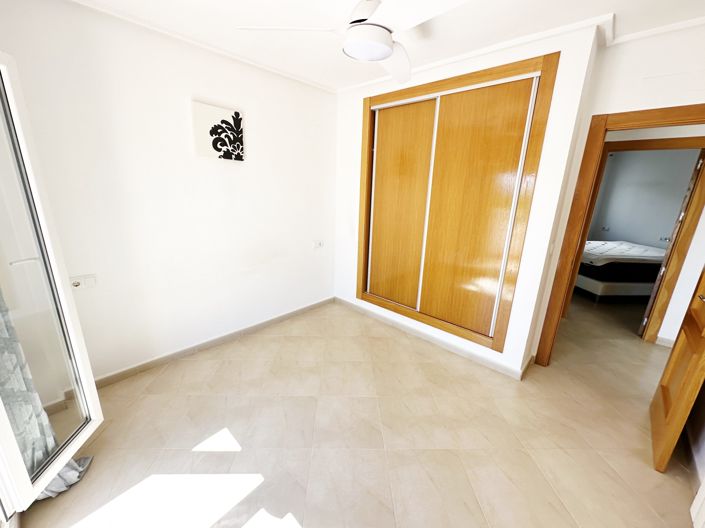 Image No.15-2 Bed Apartment for sale