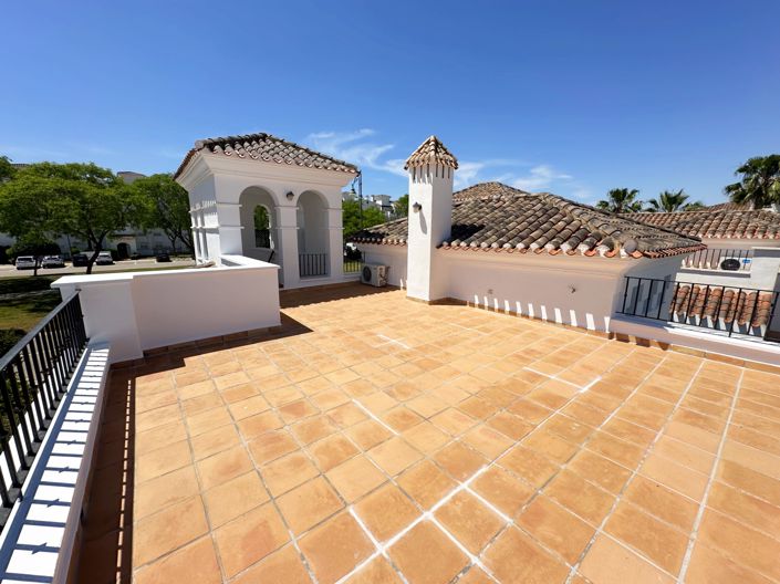 Image No.26-2 Bed Villa for sale
