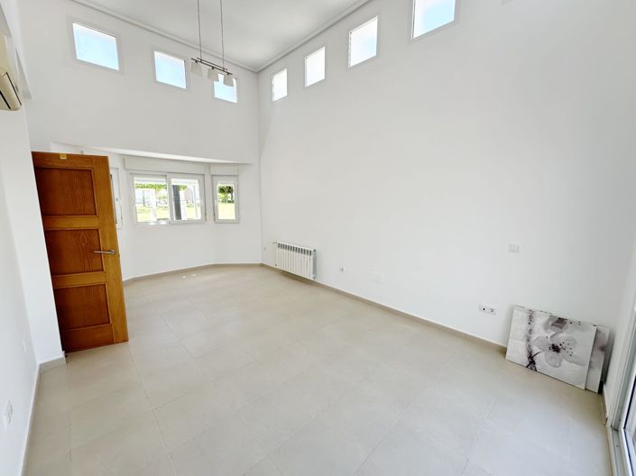 Image No.3-2 Bed Villa for sale