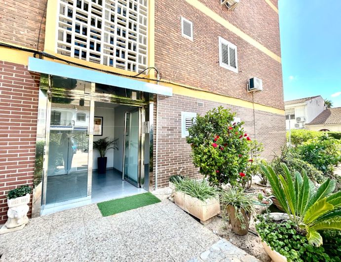 Image No.20-2 Bed Apartment for sale