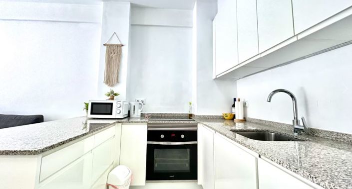 Image No.8-2 Bed Apartment for sale