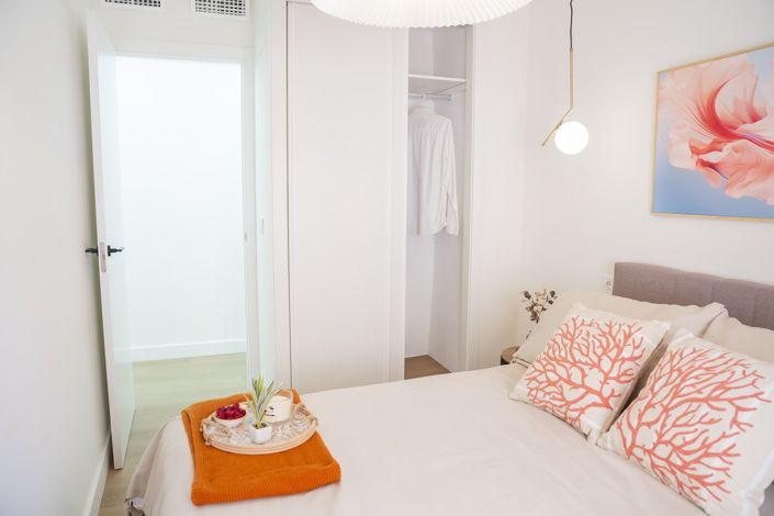 Image No.10-3 Bed Apartment for sale