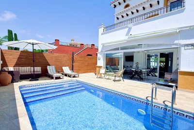 fully-renovated-isla-grosa-villa-mar-menor-go