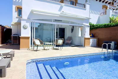 fully-renovated-isla-grosa-villa-pool-mar-men