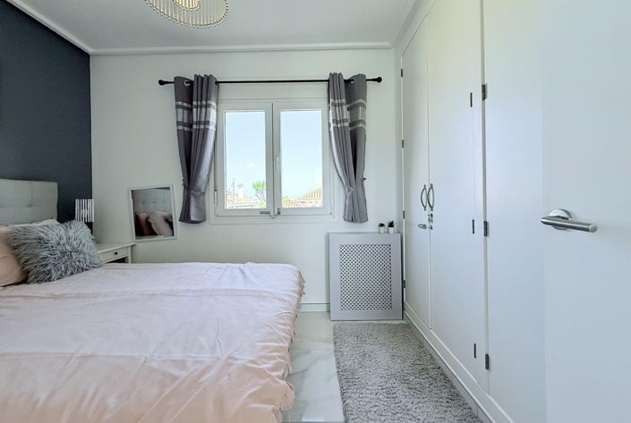 Image No.25-3 Bed Villa for sale