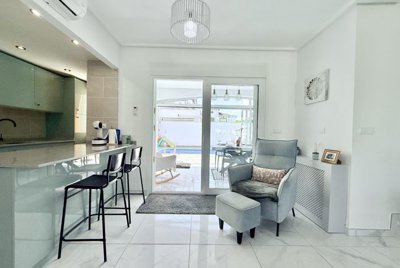 contemporary-kitchen-isla-grosa-villa-mar-men