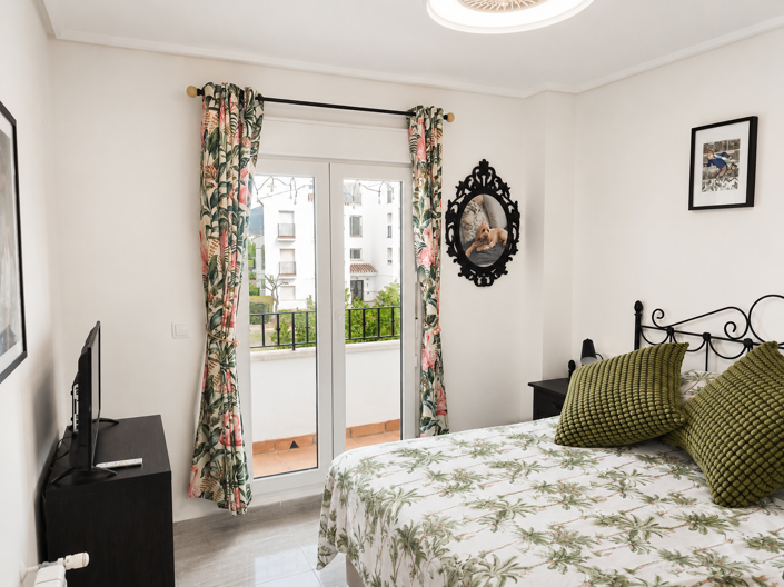 Image No.7-2 Bed Apartment for sale