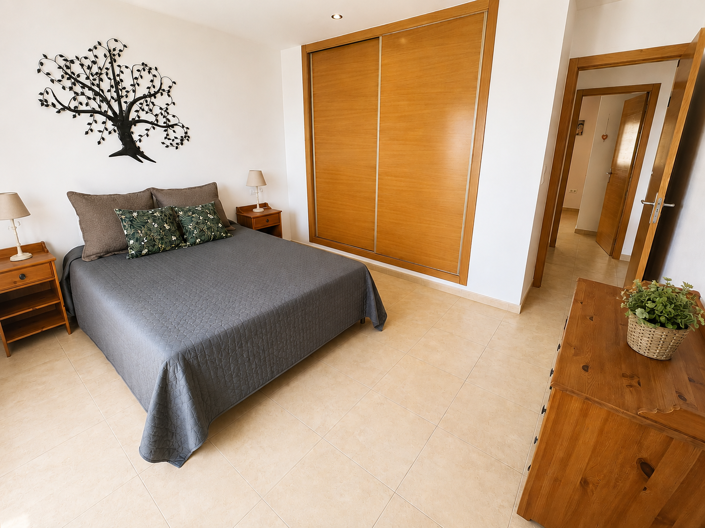 Image No.14-2 Bed Apartment for sale