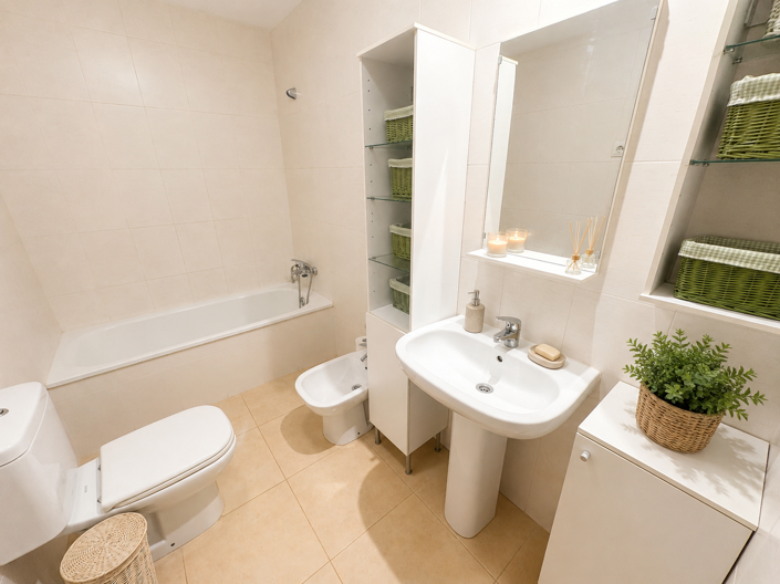 Image No.16-2 Bed Apartment for sale
